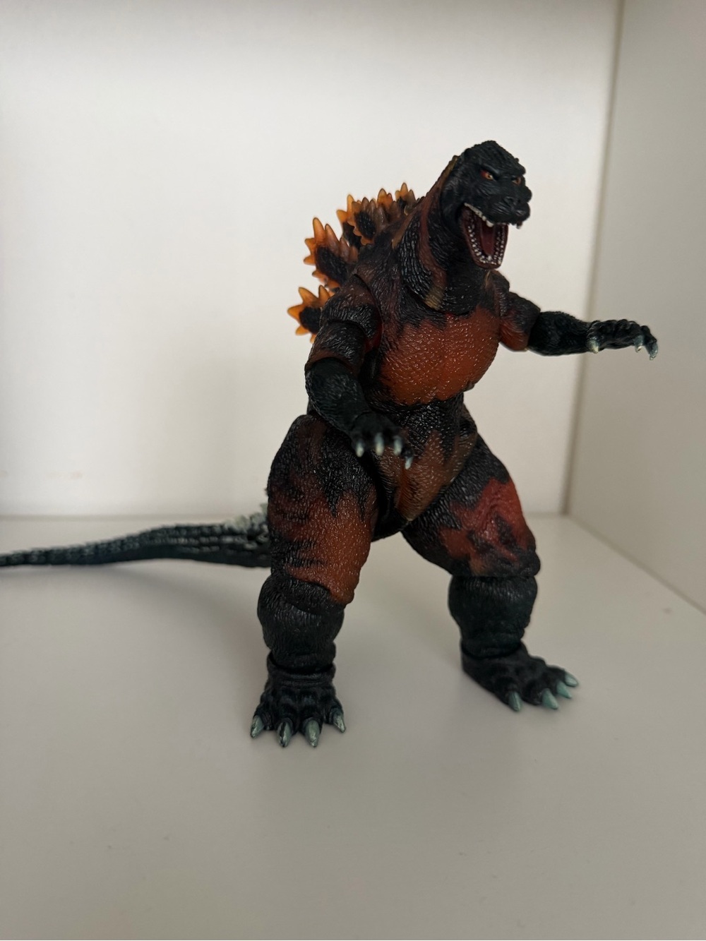 Neca Godzilla vs destroyah burning Godzilla figure